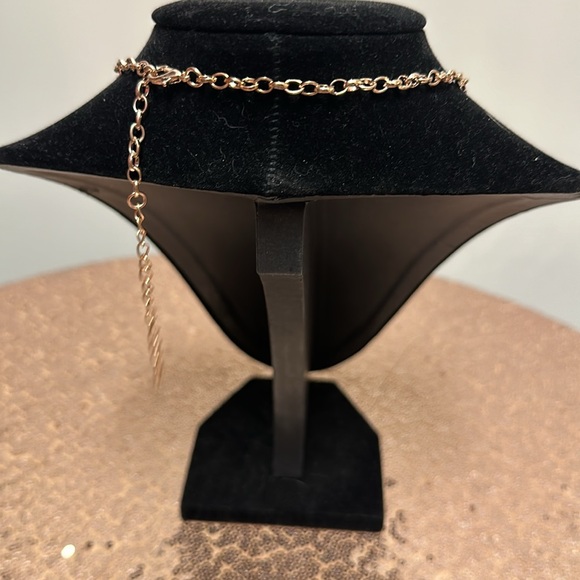 Iridescent necklace - Picture 4 of 4